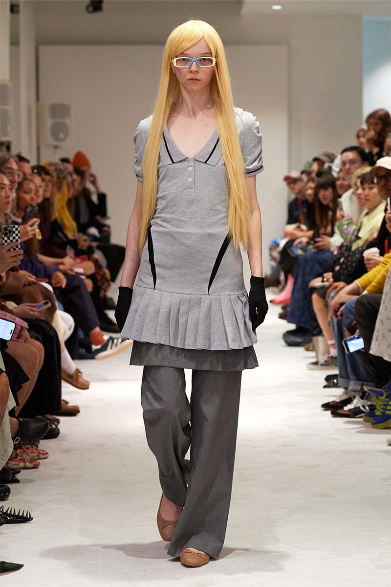 Ashley Williams, SS25, Runway fashion week models hair glasses blue bow wigs