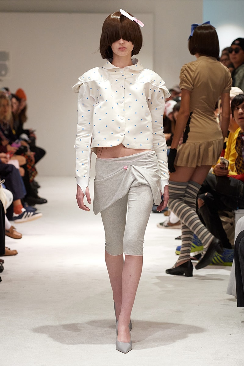 Ashley Williams, SS25, Runway fashion week models hair glasses blue bow wigs