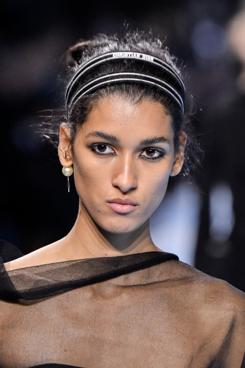 dior makeup, girl in headband and black eyeliner, beauty, paris fashion week, skincare, hair