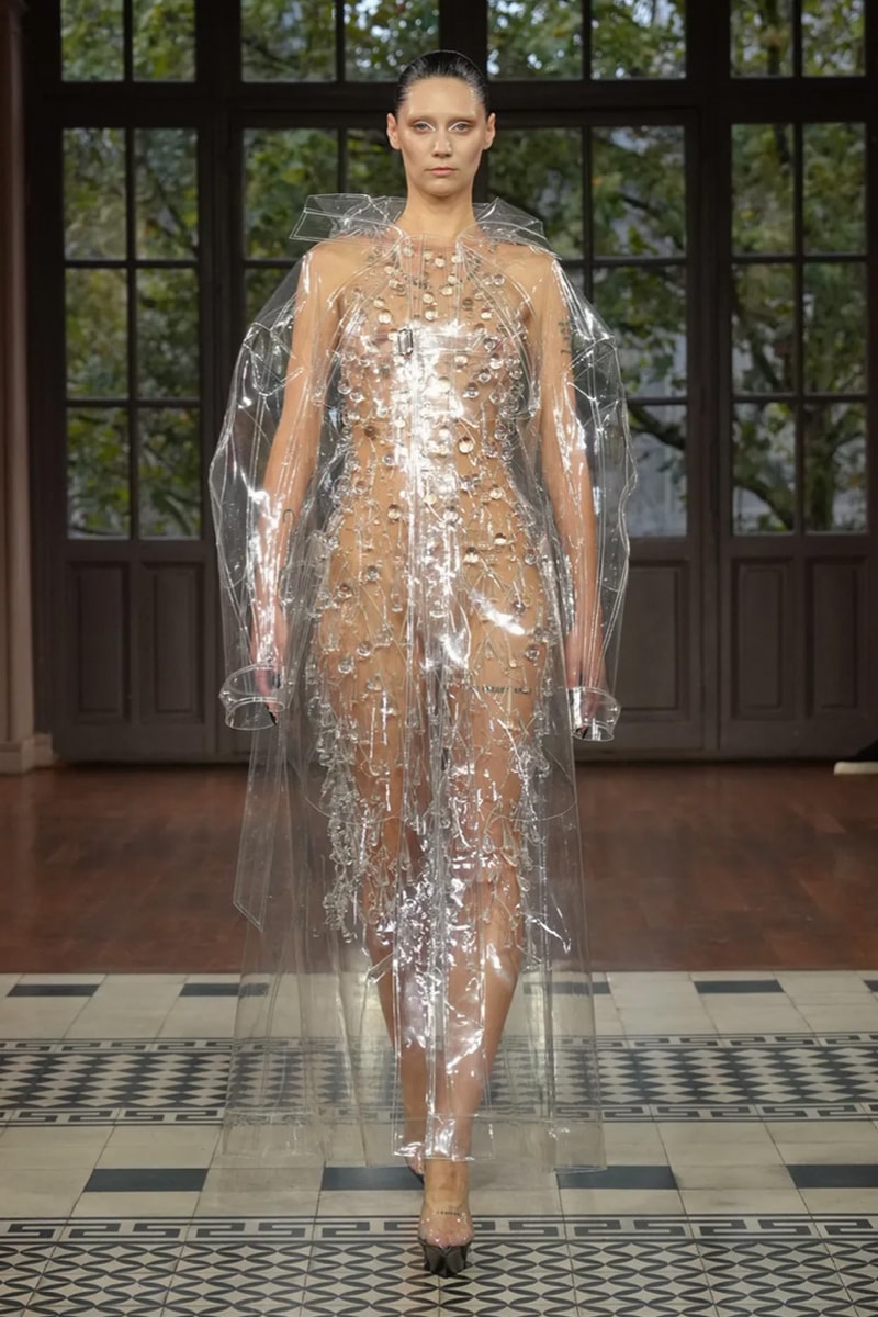 Mugler, SS25, Runway, Collection, Paris Fashion Week, Dresses, Corsets, Suits.