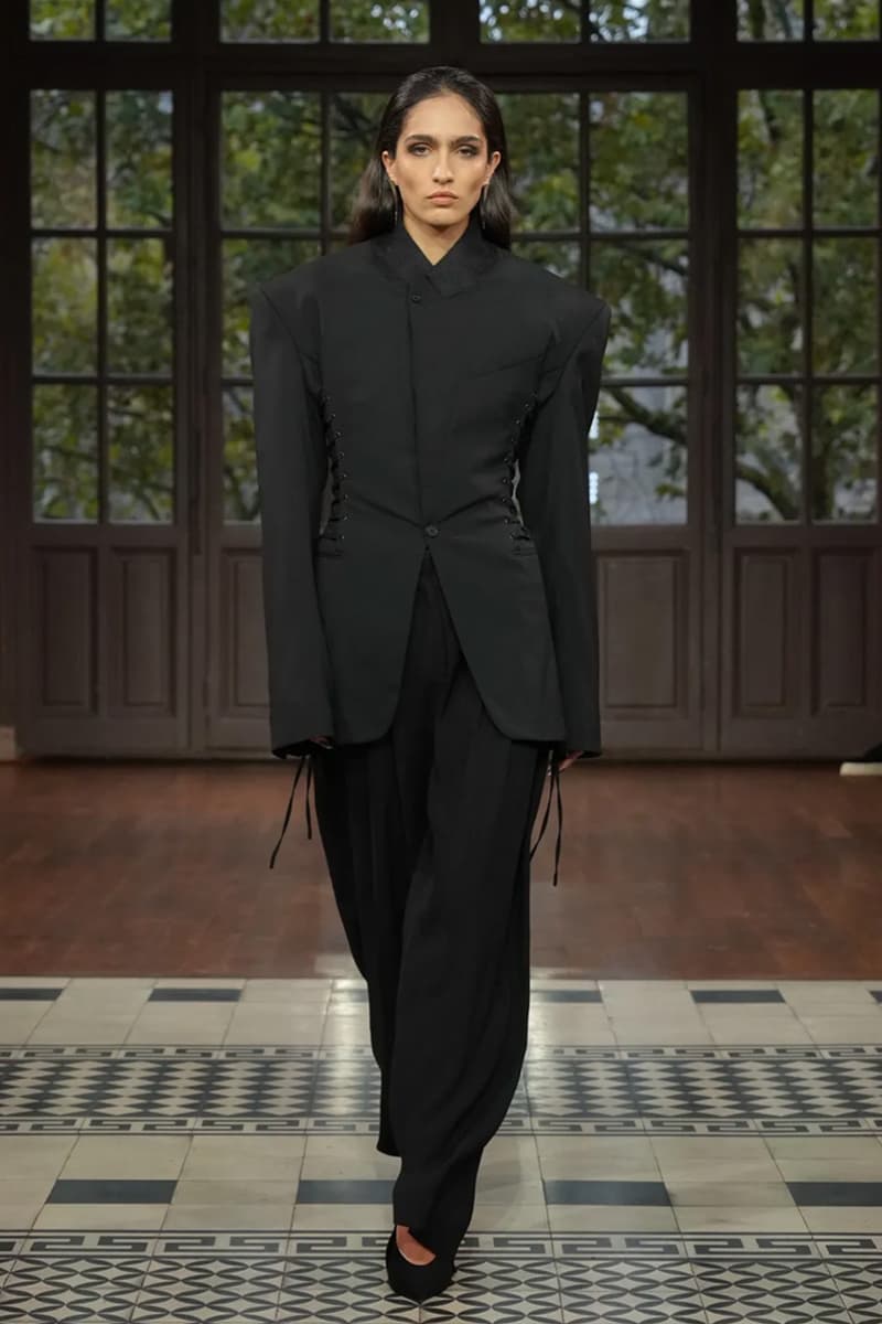 Mugler, SS25, Runway, Collection, Paris Fashion Week, Dresses, Corsets, Suits.