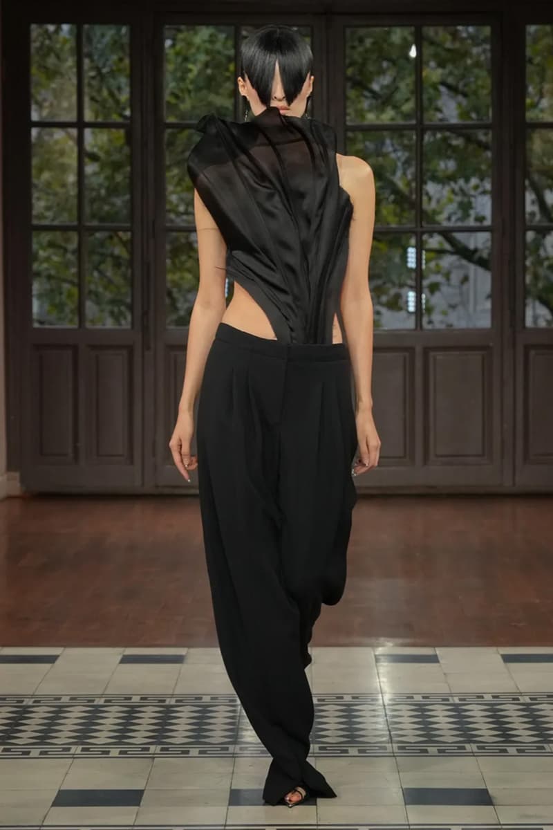 Mugler, SS25, Runway, Collection, Paris Fashion Week, Dresses, Corsets, Suits.