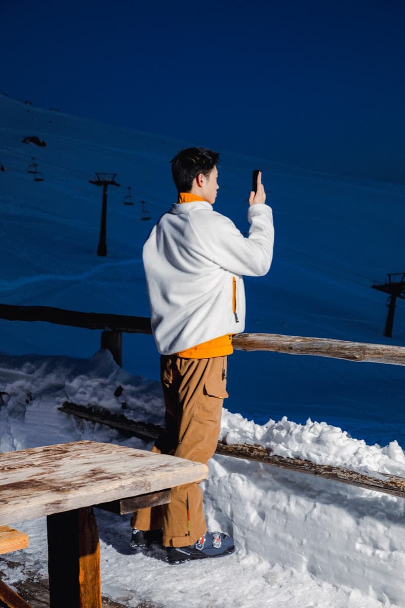 kway outdoor ski puffer snow people skiing purple yellow blue