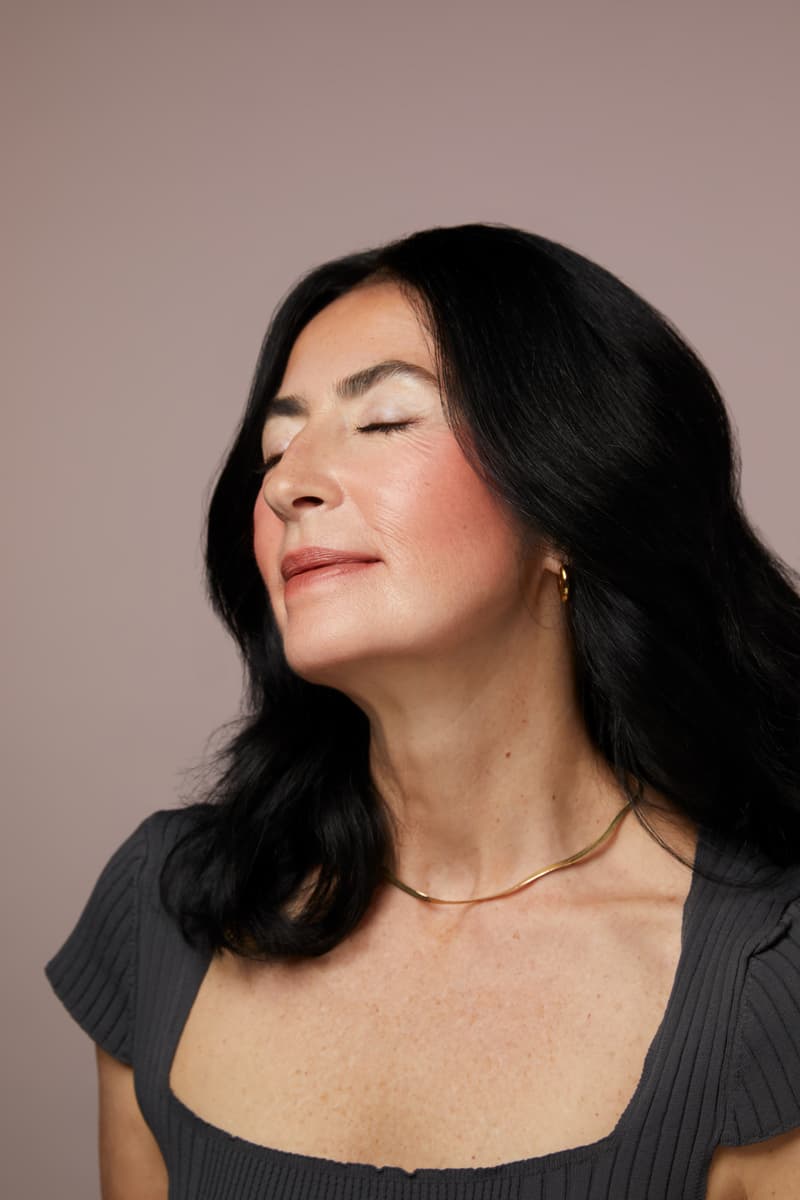 woman with full face of makeup, heavy blush, makeup, katie jane hughes, kjh.brand