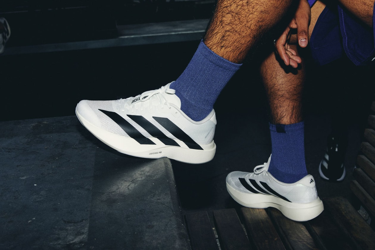 Belanja Sepatu Lari adidas Adizero Evo SL Hari Ini 4 adidas adizero evo sl sepatu lari hypebeast run club running fitur sepatu kets latihan olahraga speed-inspire siluet alas kaki performa rilis mode oktober februari 2025 2024