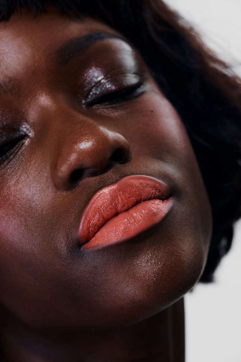 women with smokey eye and pink lipstick posing, les filles en rouge, french girl beauty, jeanne damas, rouje, makeup palette