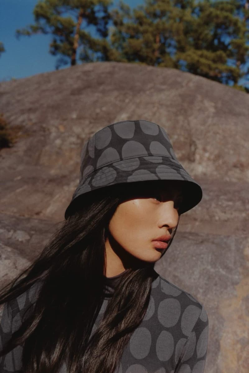 uniqlo marimekko beige furry fleece water hat graphic prints women grey jumper