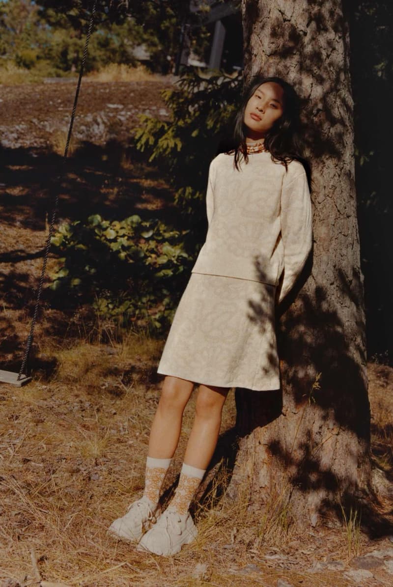 uniqlo marimekko beige furry fleece water hat graphic prints women grey jumper