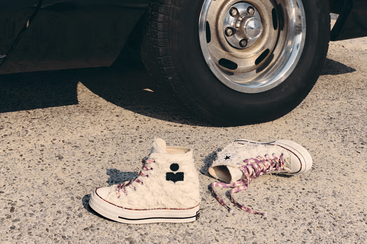 Atasan Tinggi dan Sepatu Bot Gulat Sedang Tren 1 adidas stella mccartney sepatu peachy den sepatu kets high top wedge berwarna merah muda