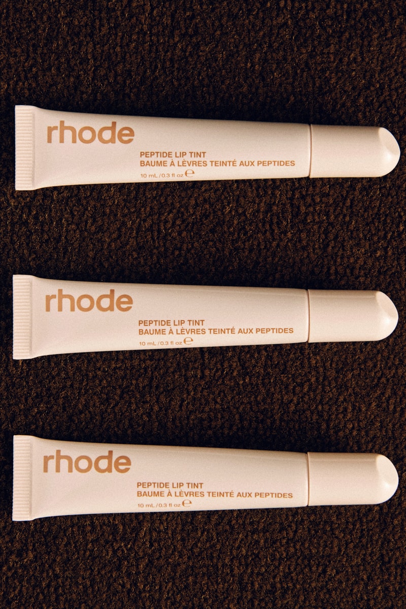 hailey bieber with the cinnamon roll peptide lip tint, makeup, skincare, justin bieber, rhode