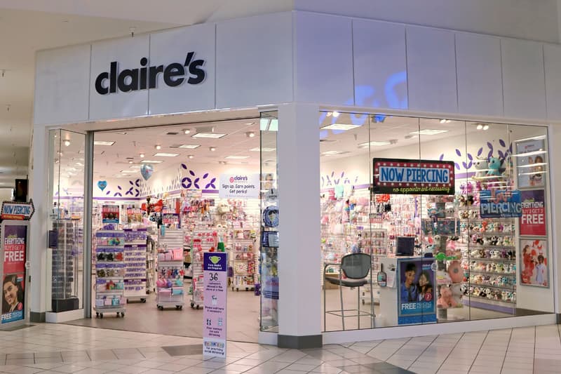 Claire's store entrance in indoor mall, beauty, body care, accessories, jewelry, perfume, fragrance
