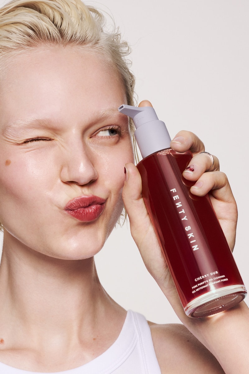 rihanna washing her face with the new fenty skin cherry dub pore purify'r gel cleanser, skincare, beauty
