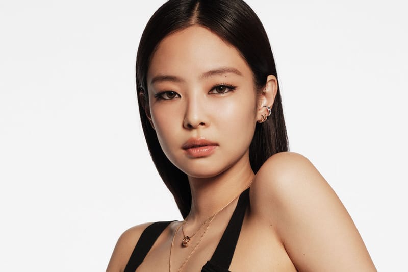 BLACKPINK's Jennie Kicks Off 2025 With Chanel's New "Coco Crush" Collection