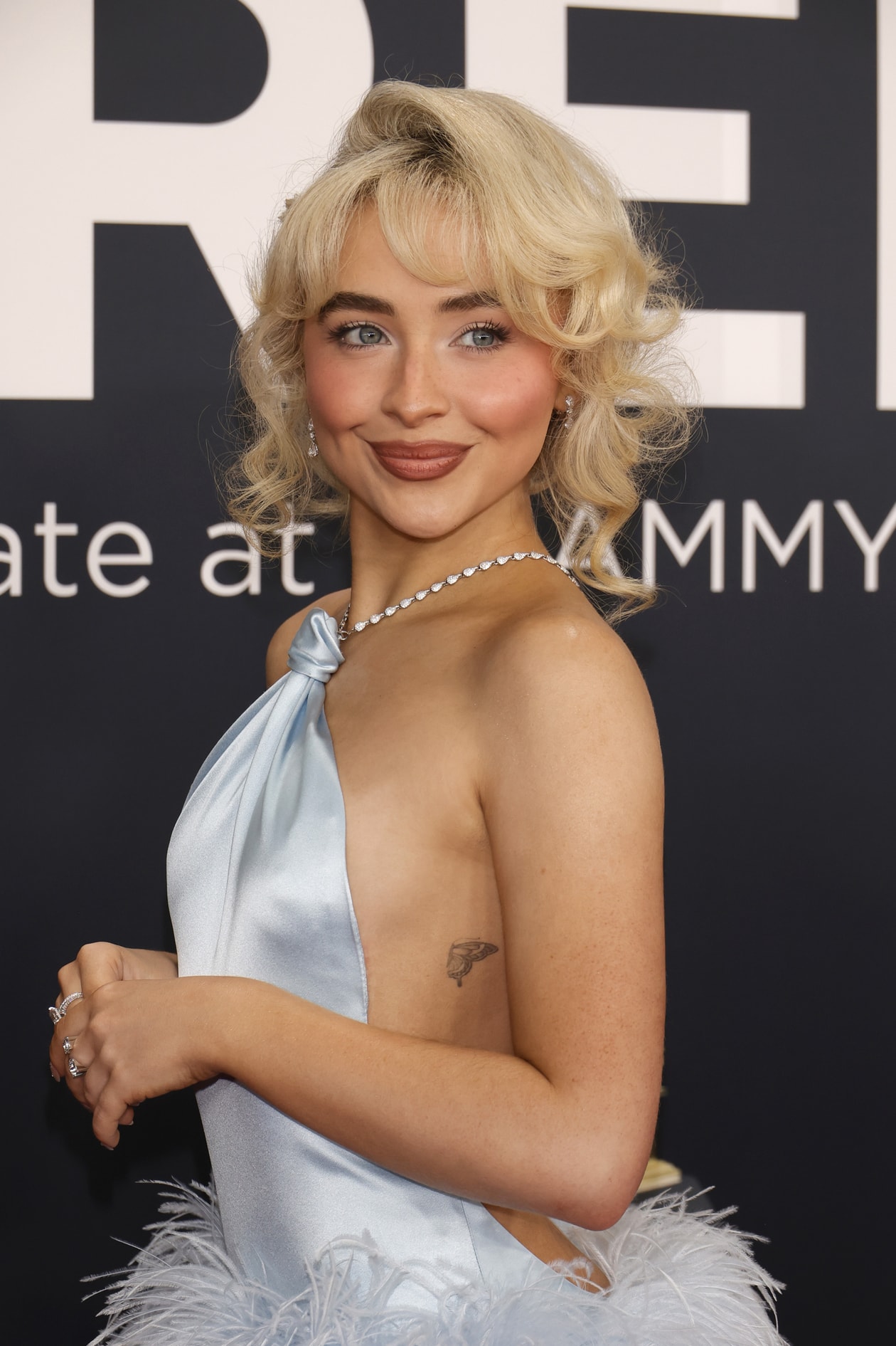 Sabrina Carpenter, Shakira, Charli XCX, Doechii, Beyonce, Chappell Roan, Miley Cyrus, Cardi B, Victoria Money, Gracie Abrams, Grammy's beauty, make -up, hair, nails