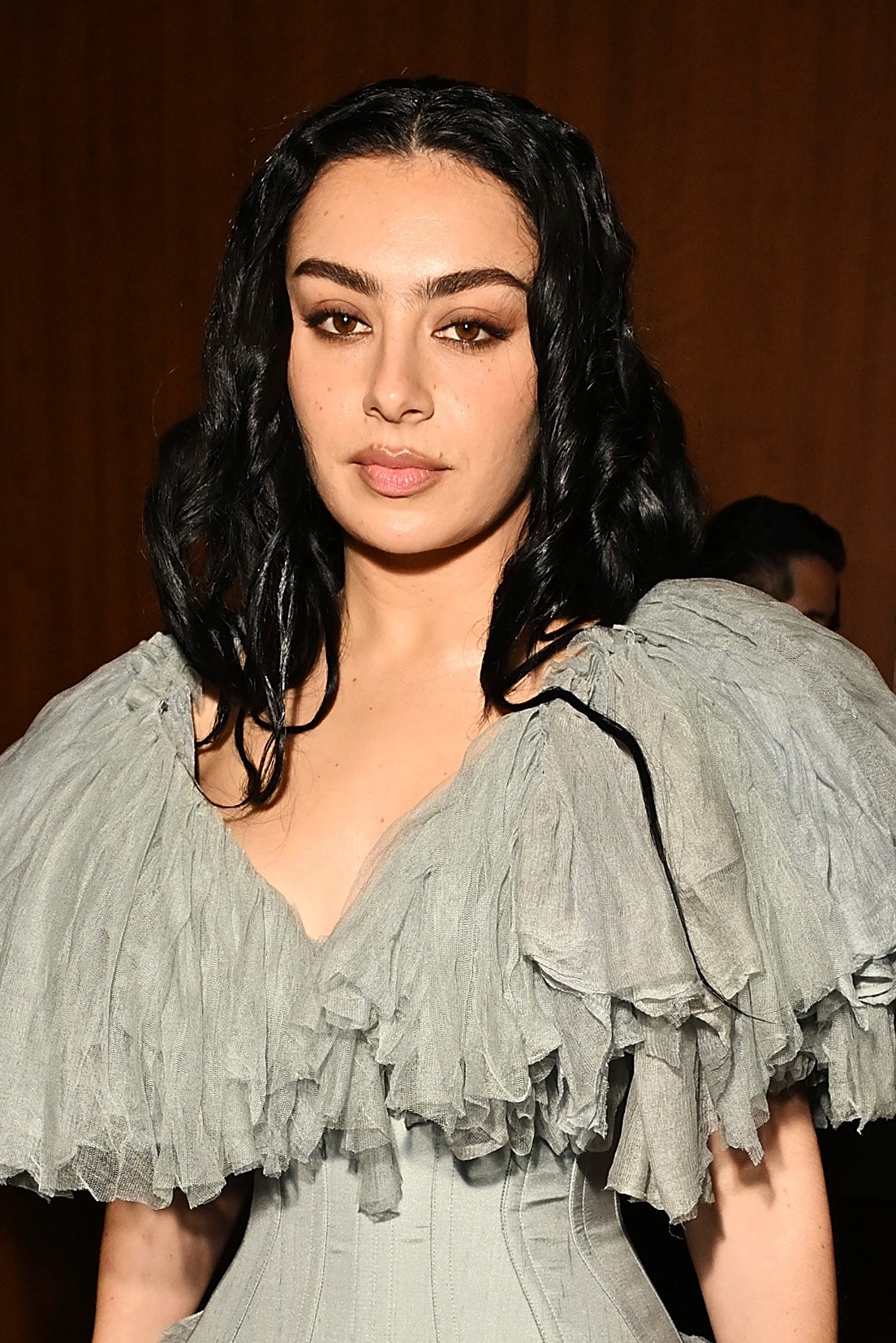 Sabrina Carpenter, Shakira, Charli XCX, Doechii, Beyonce, Chappell Roan, Miley Cyrus, Cardi B, Victoria Money, Gracie Abrams, Grammy's beauty, make -up, hair, nails