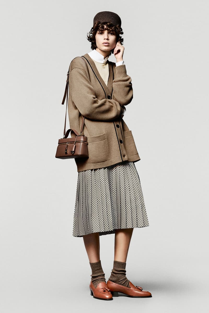 loro piana fall winter 2025 2026 horse riding equestrian milan fashion week kiosk hunting jacket jophpur needle bag tweed hats pantskirt argentina 