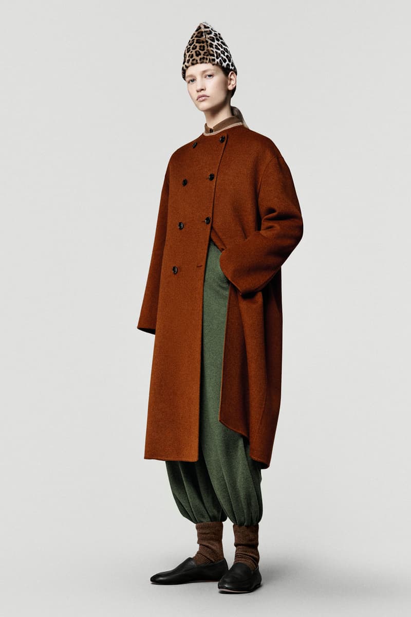 loro piana fall winter 2025 2026 horse riding equestrian milan fashion week kiosk hunting jacket jophpur needle bag tweed hats pantskirt argentina 