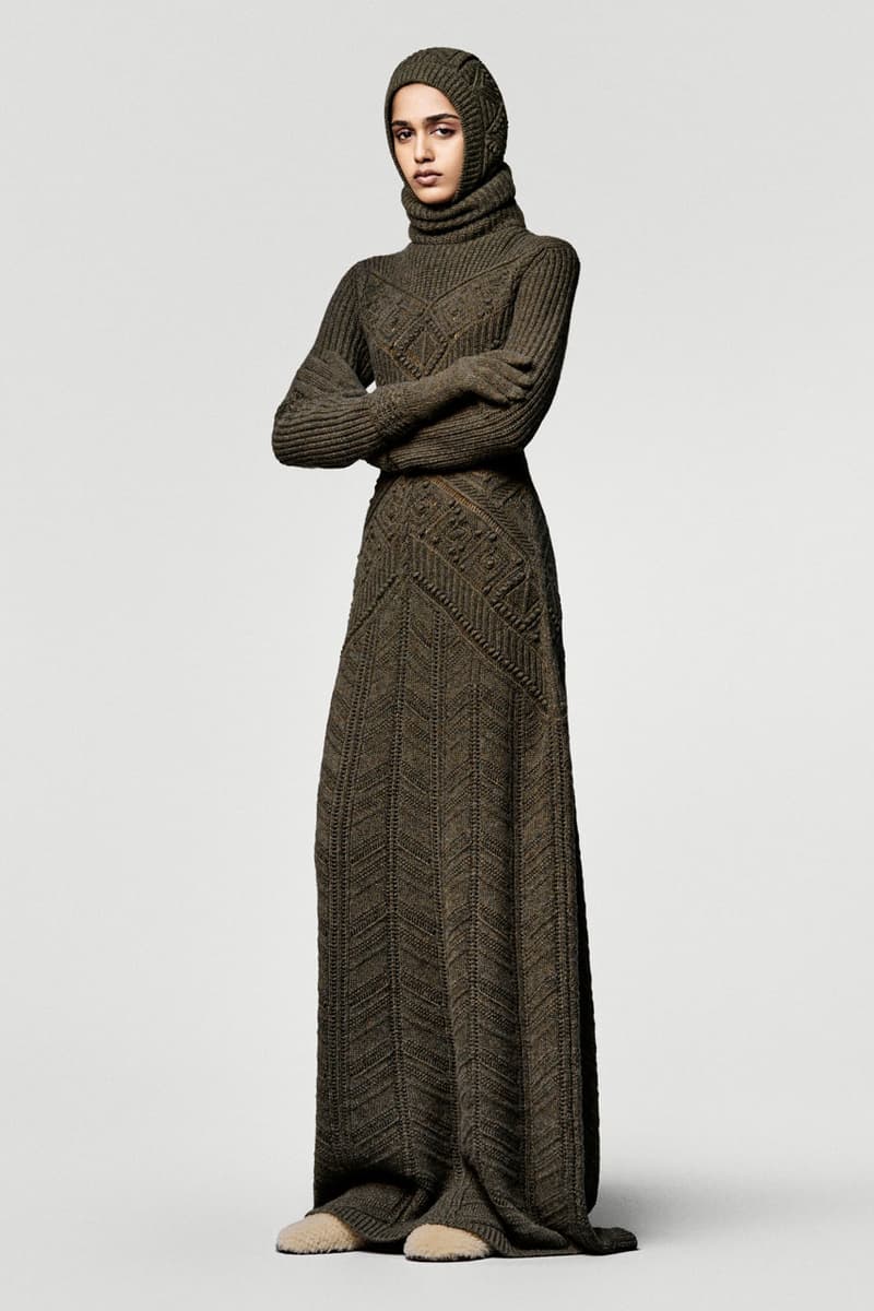 loro piana fall winter 2025 2026 horse riding equestrian milan fashion week kiosk hunting jacket jophpur needle bag tweed hats pantskirt argentina 