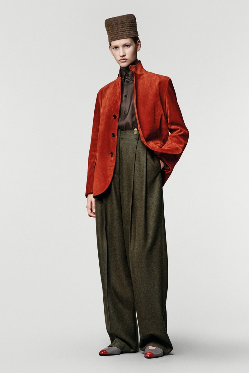 loro piana fall winter 2025 2026 horse riding equestrian milan fashion week kiosk hunting jacket jophpur needle bag tweed hats pantskirt argentina 