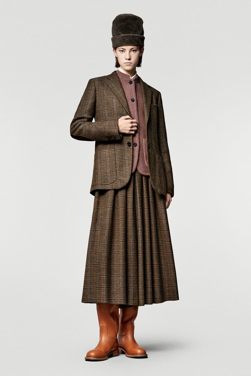 loro piana fall winter 2025 2026 horse riding equestrian milan fashion week kiosk hunting jacket jophpur needle bag tweed hats pantskirt argentina 