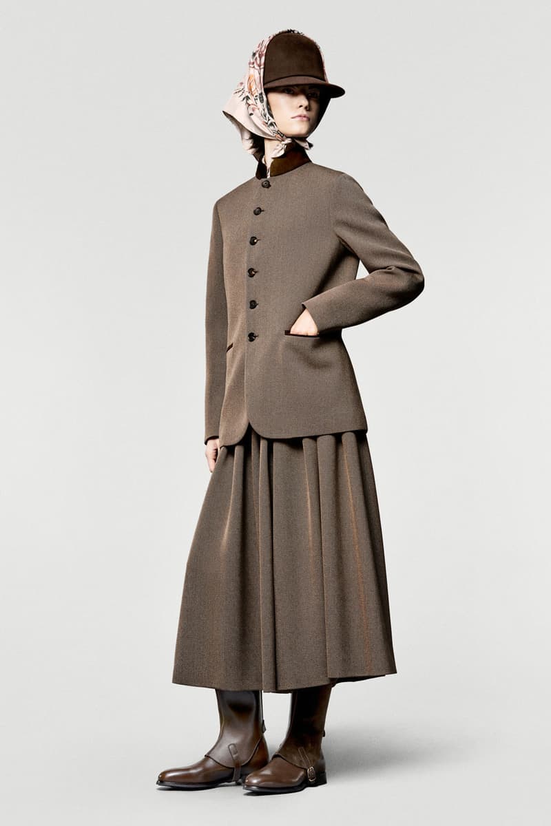 loro piana fall winter 2025 2026 horse riding equestrian milan fashion week kiosk hunting jacket jophpur needle bag tweed hats pantskirt argentina 