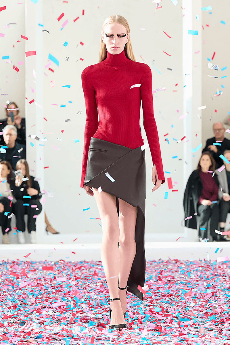 Courrèges, Paris Fashion Week, Fall/Winter 2025, Runway, Paris, Cuff Bags,  Nicolas Di Felice