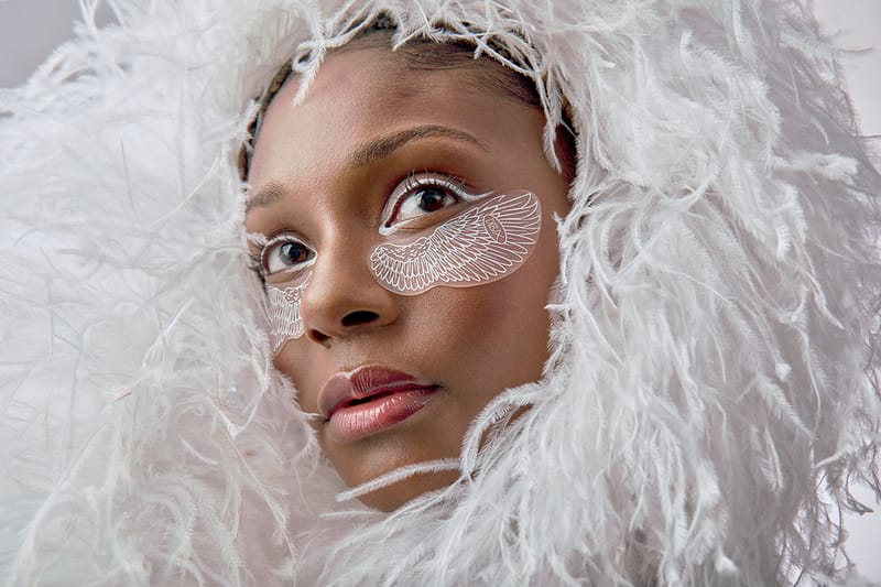 Dieux Just Created the Ultimate Eye Mask for Perfect Winged Eyeliner, Every Time