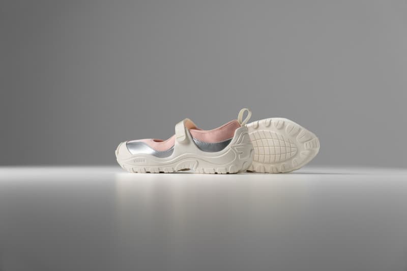 crocs exp terre mary jane hybrid sneaker shoe pink black