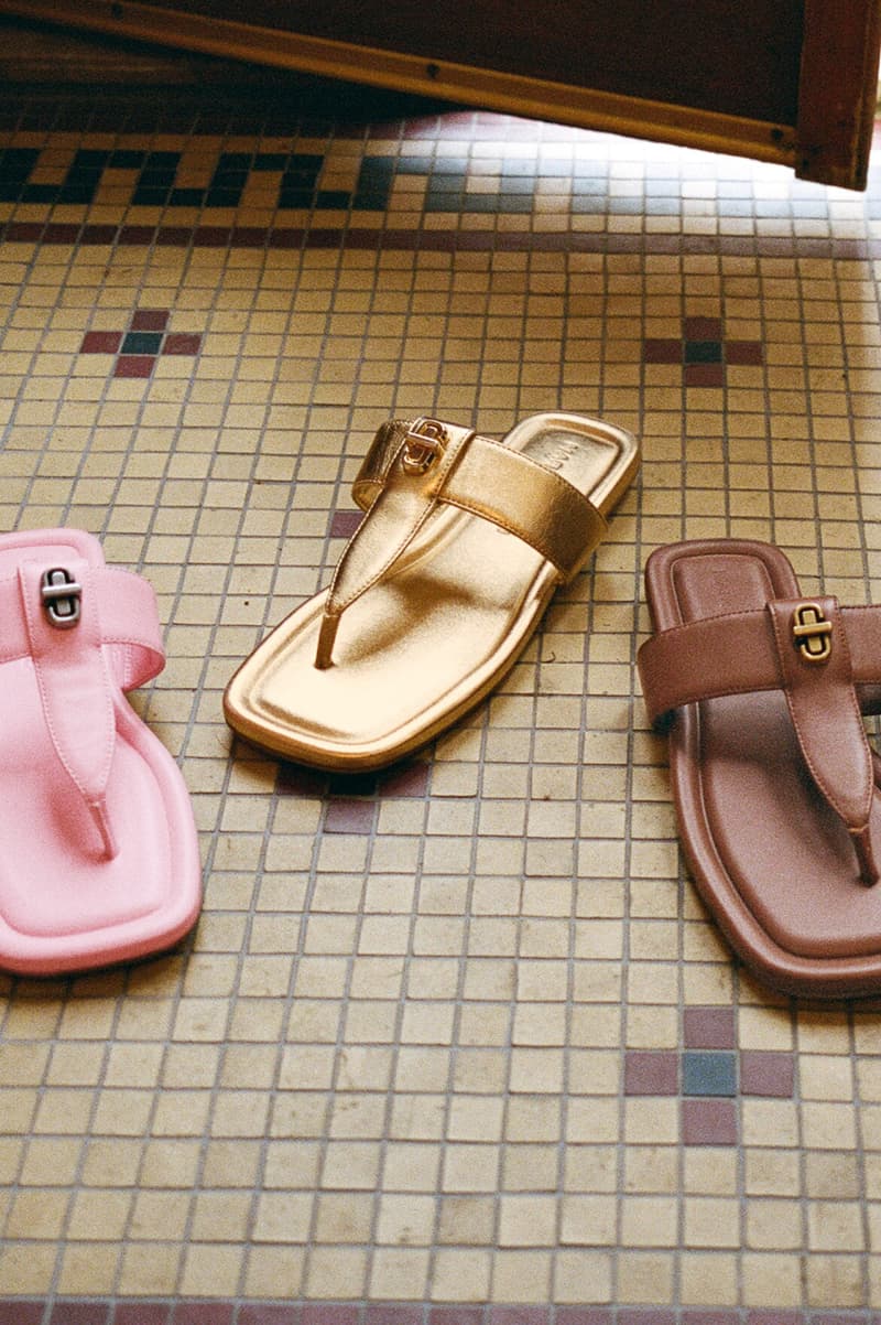 nara smith marc jacobs mothers day daughter baking kitchen bags 