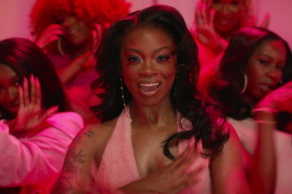ari lennox pink dress Whew, miss mamas did not come to play! | Ari Lennox
