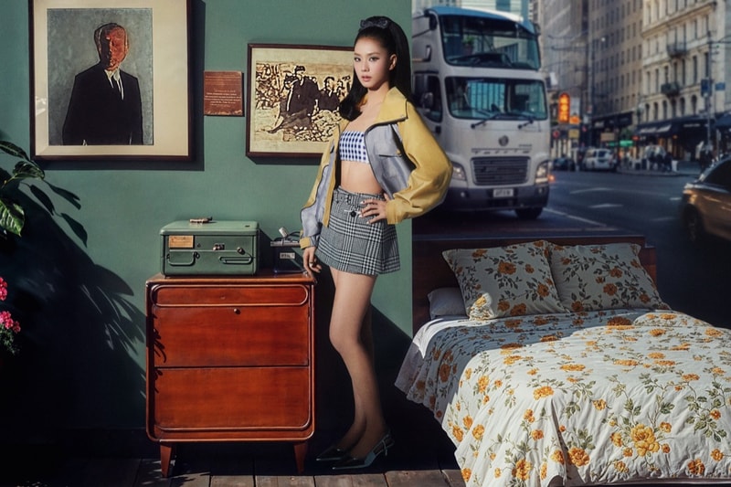 jisoo self-portrait kpop star musician girl bags bedroom