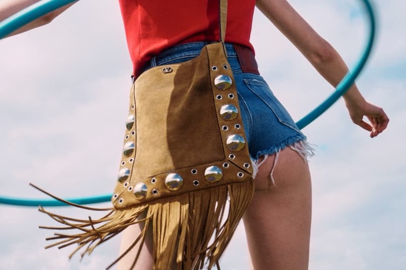 valentino nellcote designer bag denim hotpants shorts woman body legs