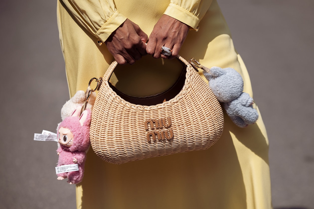 pop mart, labubu, toy, trend, viral