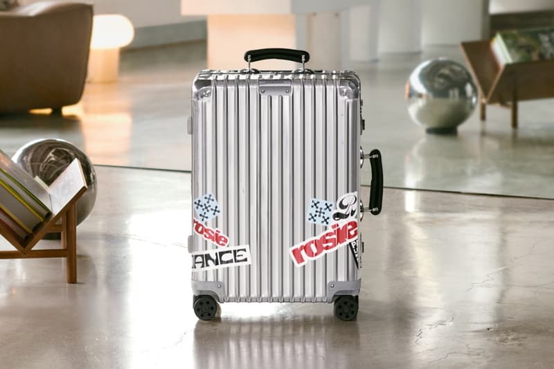 Rosè blackpink, kpop artist, girl, rimowa, silver suitcase, luggage