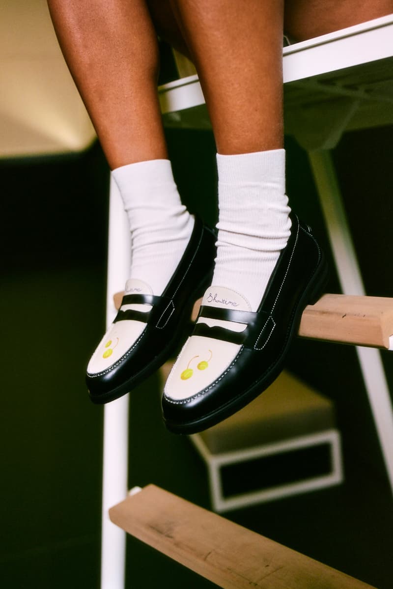 duke and dexter, women's tennis association, tenniscore, athlete, rackets, pleated skirts, court