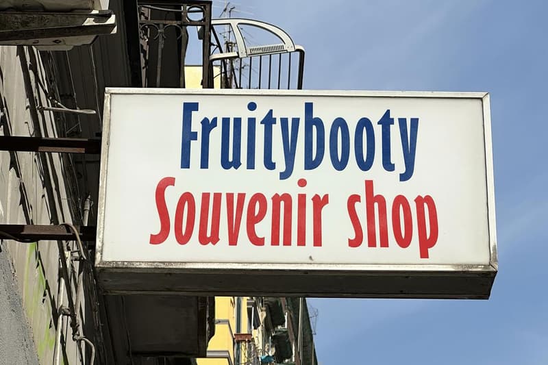 souvenirs, fruity booty, signs, holiday shops, postcards, pilgrim jewelry