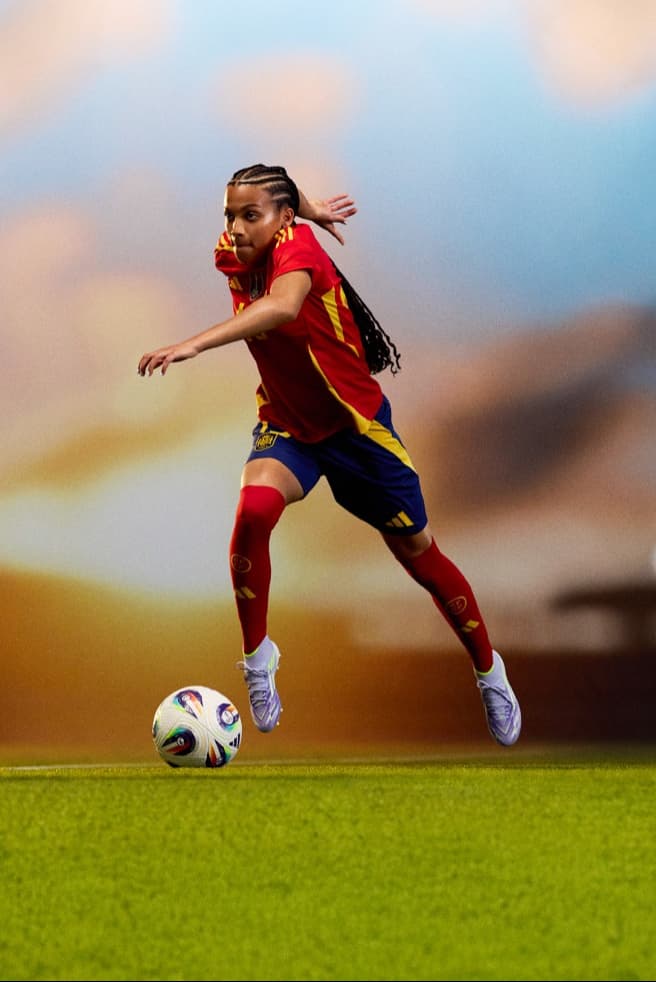 adidas, football boots, soccer, athlete, purple, lilac shoe, three stripes