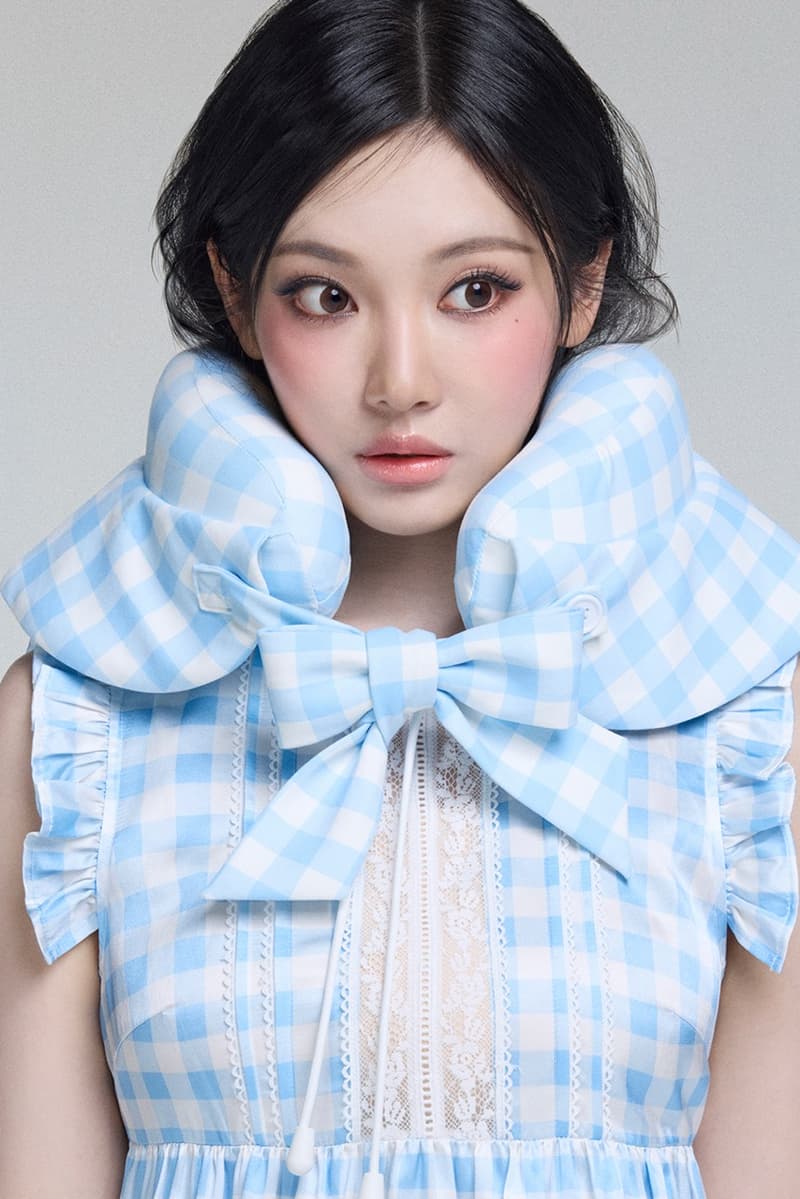 shushu tong, aespa, kpop girl, ningning, floral, travel pillow, suitcase, pyjama, nightie, girl