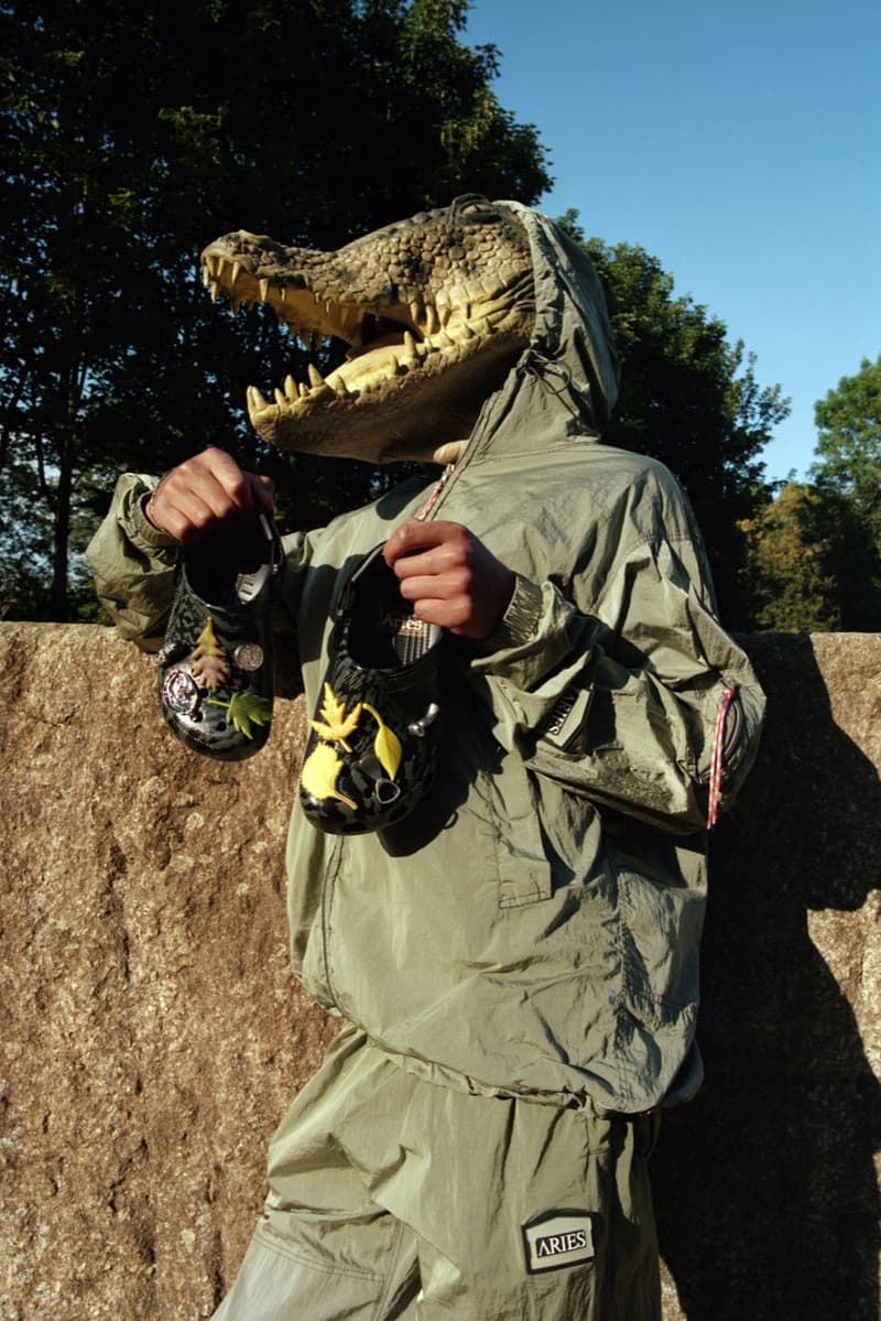 aries, crocs classic clog, shiny black, green, jibbitz