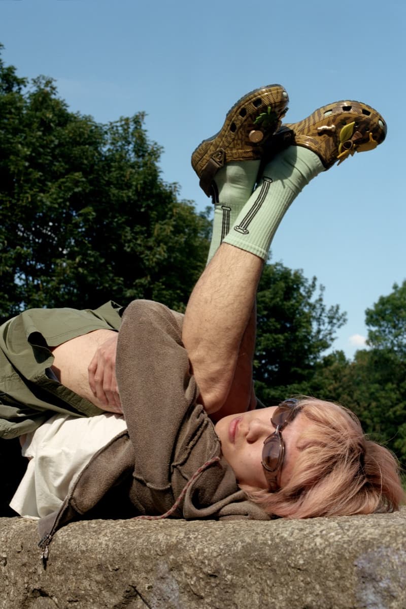 aries, crocs classic clog, shiny black, green, jibbitz