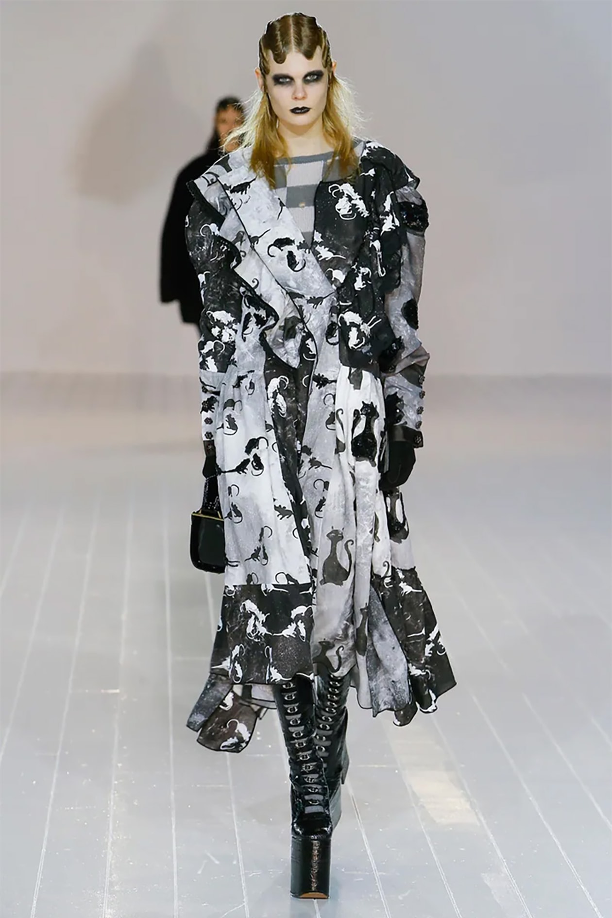 Gucci、Balenciaga、Louis Vuitton 等品牌貓咪時尚企劃合輯