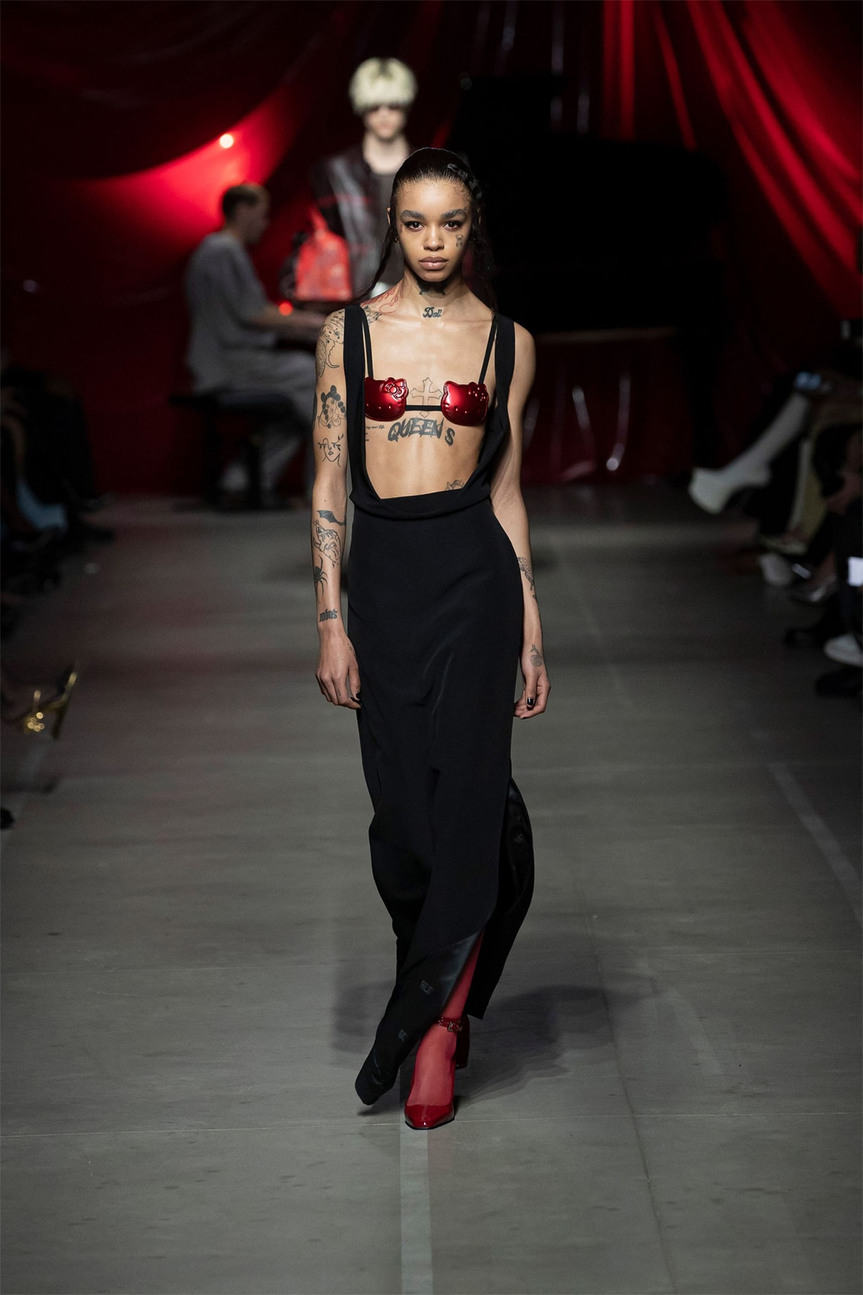 Gucci、Balenciaga、Louis Vuitton 等品牌貓咪時尚企劃合輯