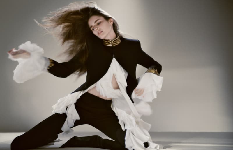 alex consani, mcqueen, fall winter, dresses, gowns, model