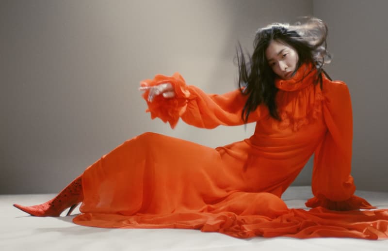 alex consani, mcqueen, fall winter, dresses, gowns, model