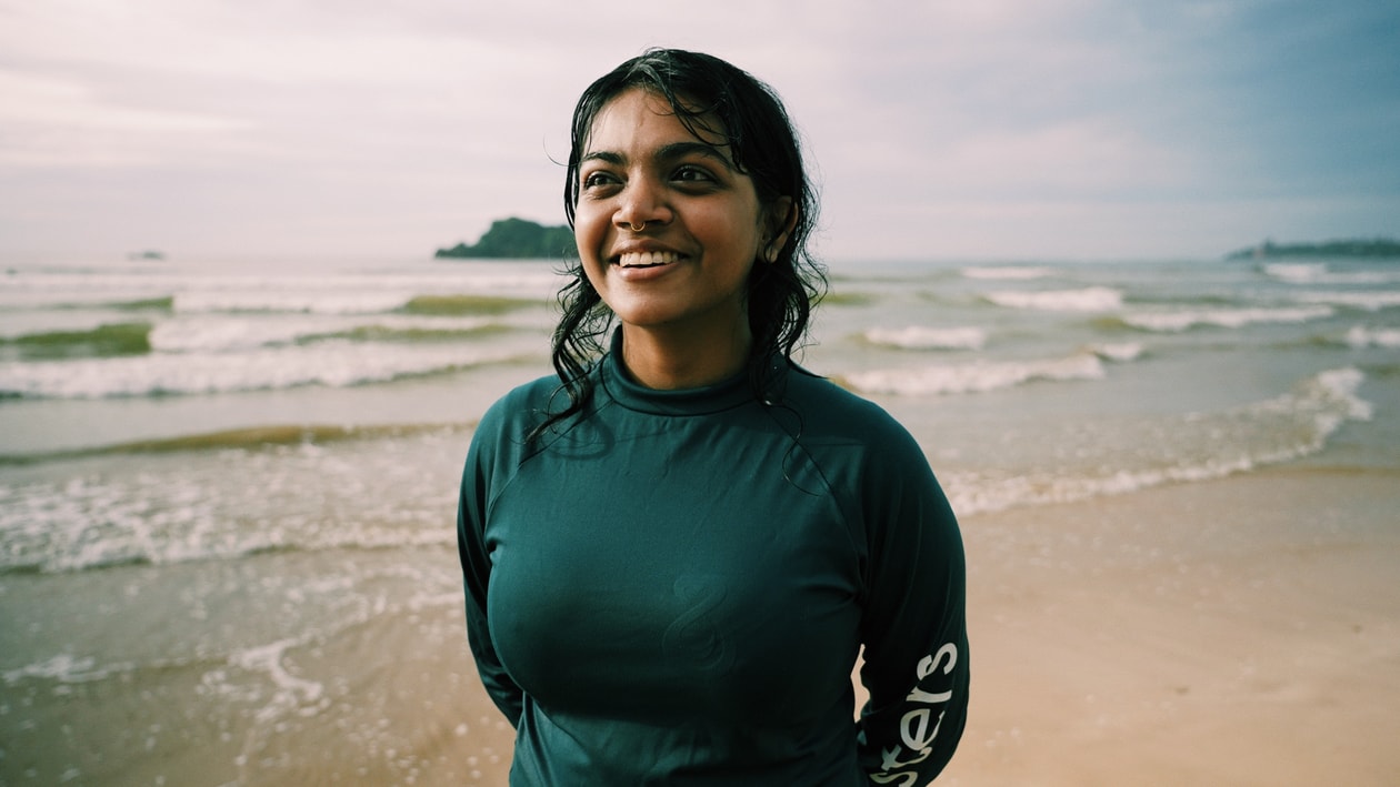 sea sisters, indonesia, surfing school, women, south asian, brown women 