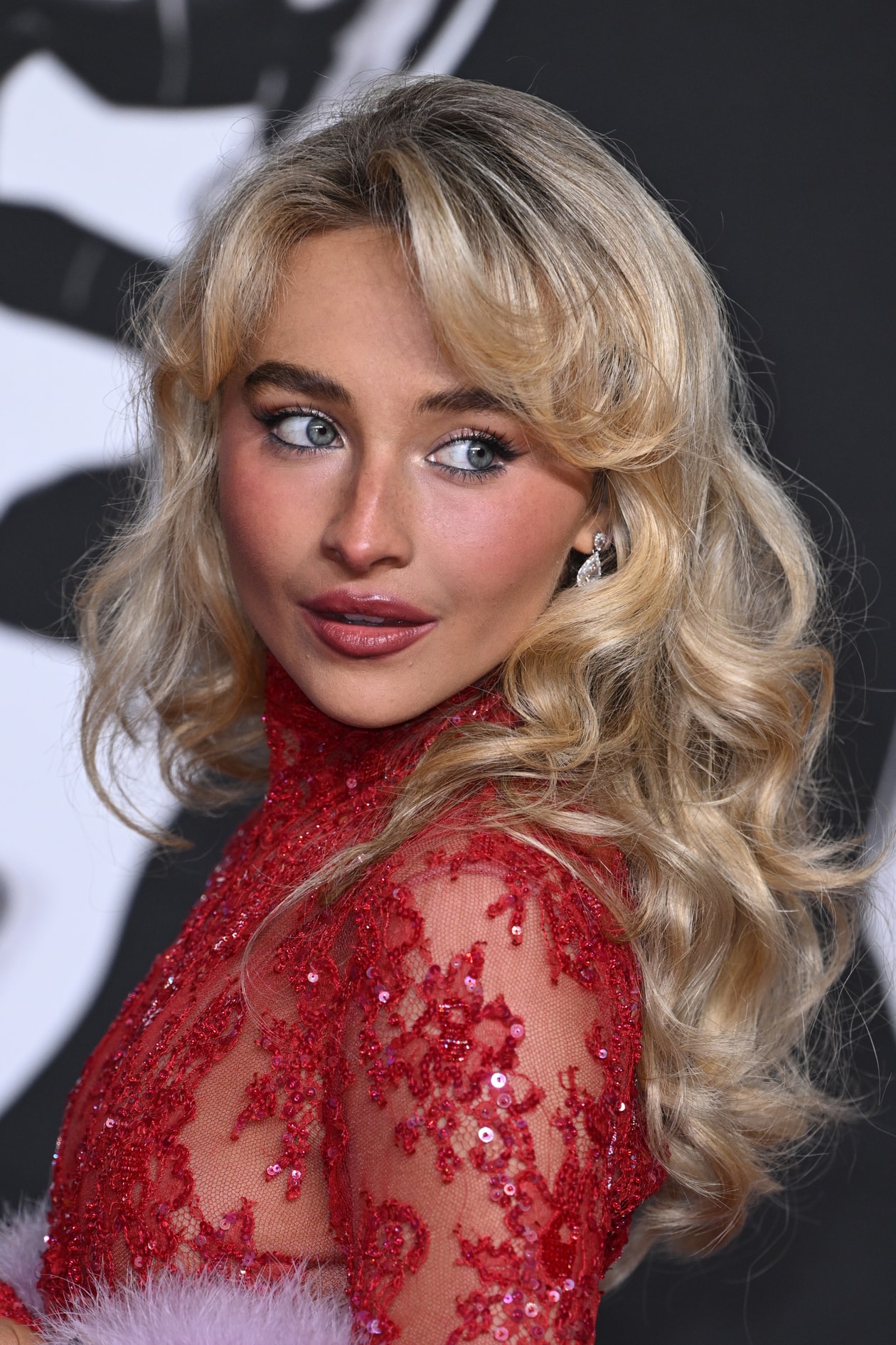 Sabrina Carpenter, Ariana Grande, 2025 MTV VMAS, Makeup, Hair, Nails, Ice Spice, Tyla, Lady Gaga, Doja Cat, Zara Larsson, Olandria Carthen, KATSEYE, Daniela Avanzini, FKA Twigs