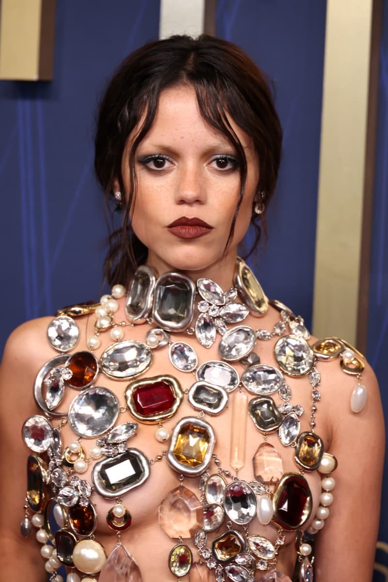 jenna ortega, red carpet, jewelry, givenchy top, naked dressing, jewels