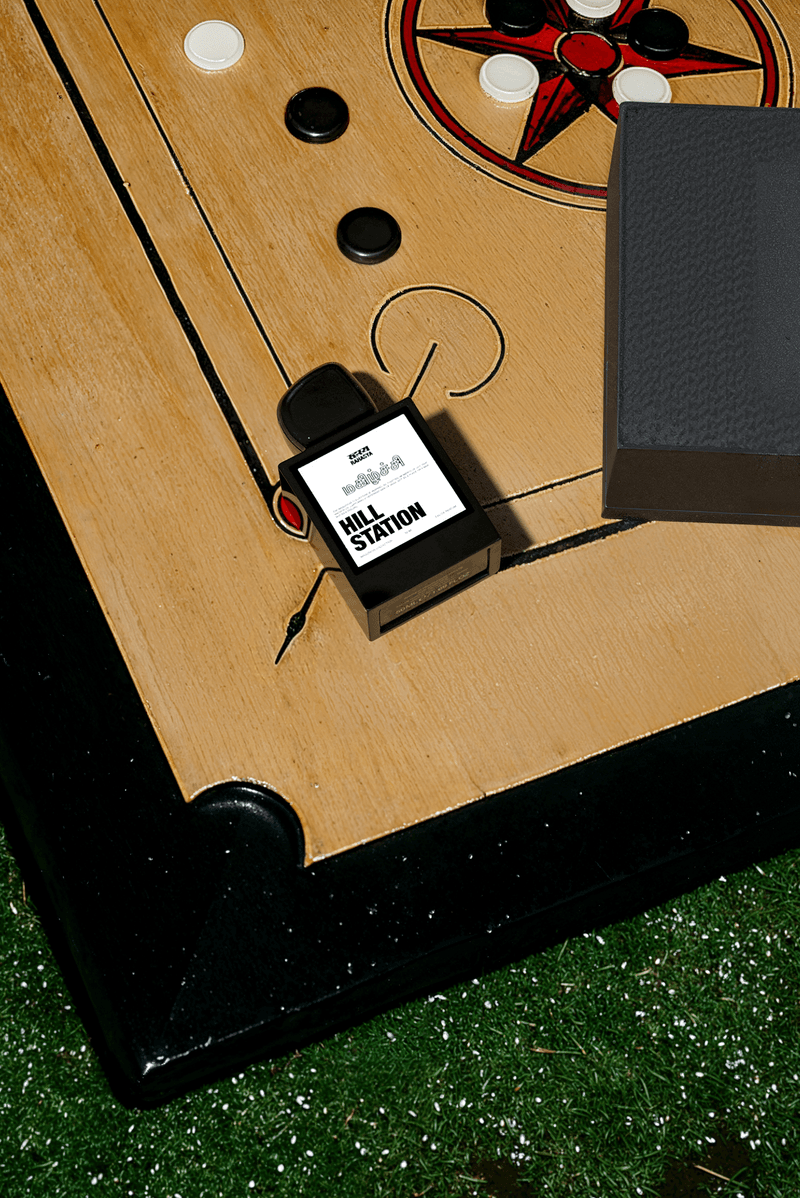 rahasya, singapore, india, fragrances, perfume, black bottles,