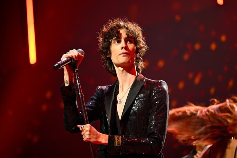 Sombr, concert, music, artist, boy, guitar, musician