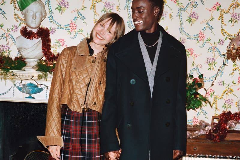 burberry, naomi campbell, dogs, rosie huntington whiteley, christmas tree, 